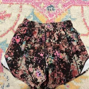 lululemon athletica Women's Multicolor Floral Shorts